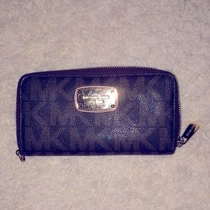 MK wallet